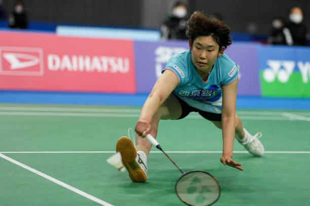 羽毛球场平面设计图：场地尺寸与标记解析