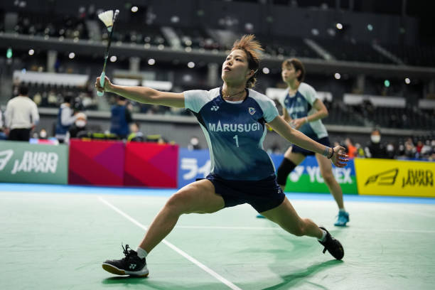 50岁后运动选择要科学：羽毛球可能不适合所有人