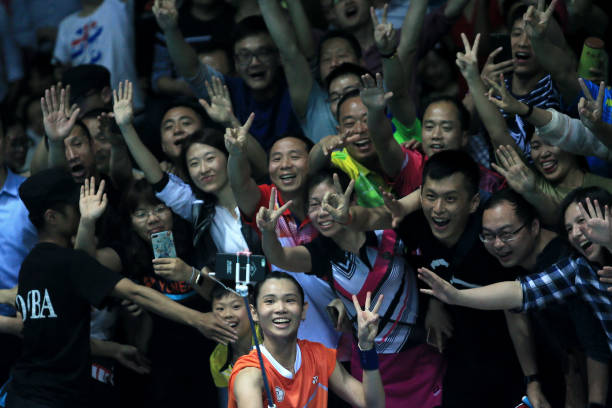 羽毛球反手弹击后场技术详解:发力要点与动作要领