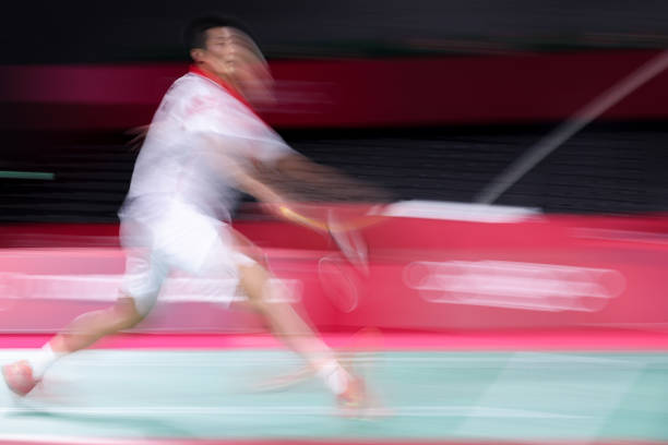 小学羽毛球基础课15篇视频教学：手把手教你打羽毛球