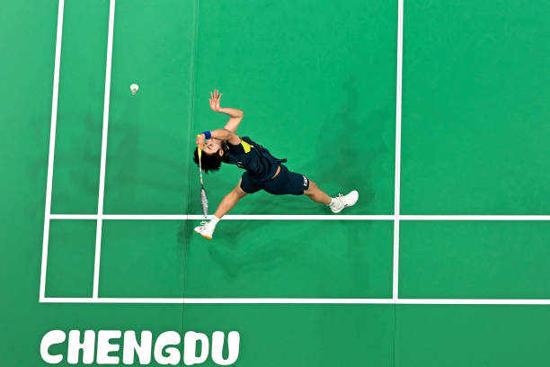 新手必看!羽毛球扣球动作分解与常见错误纠正