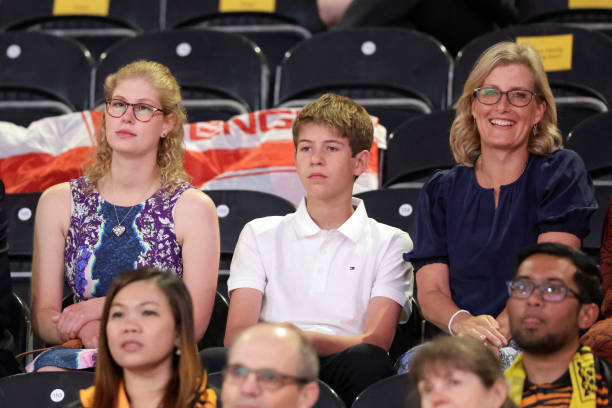 羽毛球高手必备!搓球动作慢放解析+常见错误纠正