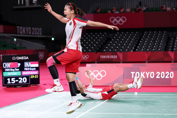 零基础教程：5步画出简单羽毛球拍