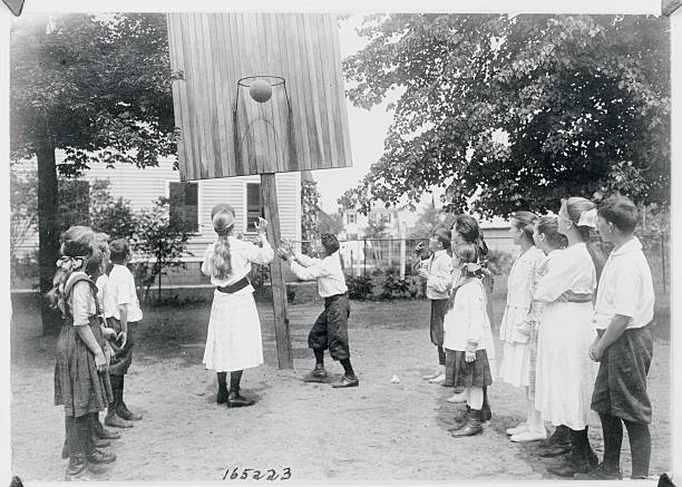 广厦男篮青训队阵容揭晓,年轻球员备战新赛季