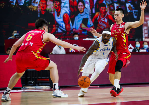 雄鹿队字母哥连续三场三双，刷新个人纪录