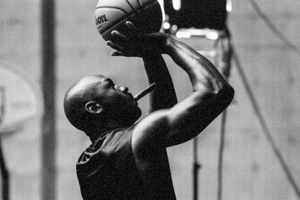 规则更新后,篮球走步判罚更严格还是更宽松?