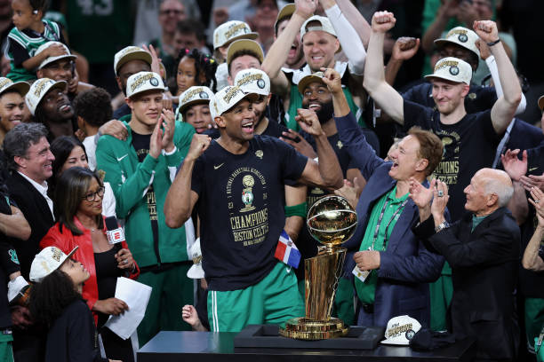 NBA总决赛赛程比分统计：球队表现与球员数据一览