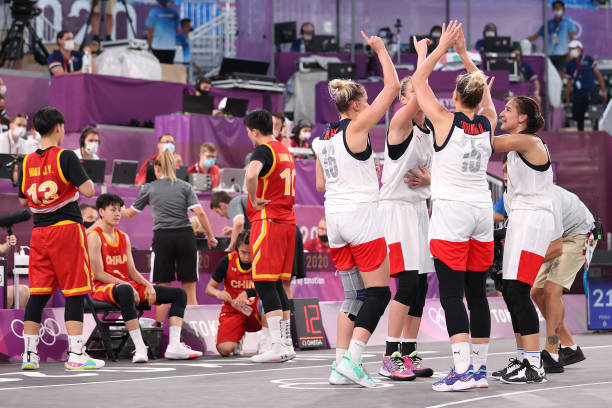 篮球入门指南：基础规则与技巧