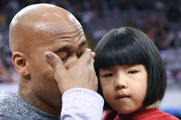 中文解说NBA直播:专业分析助你更懂球