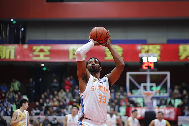 错过直播不用愁！CBA比赛回放免费观看平台推荐