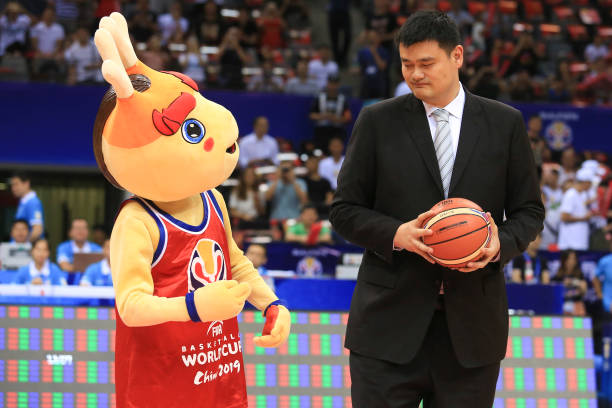 职业控球后卫都在用的战术手势指南