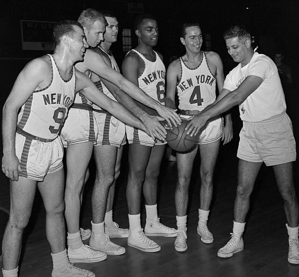 篮球术语指南：前锋位置的关键字母缩写