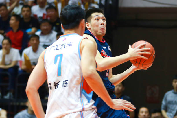 篮板下沿的设计标准：国际篮联与NBA的差异