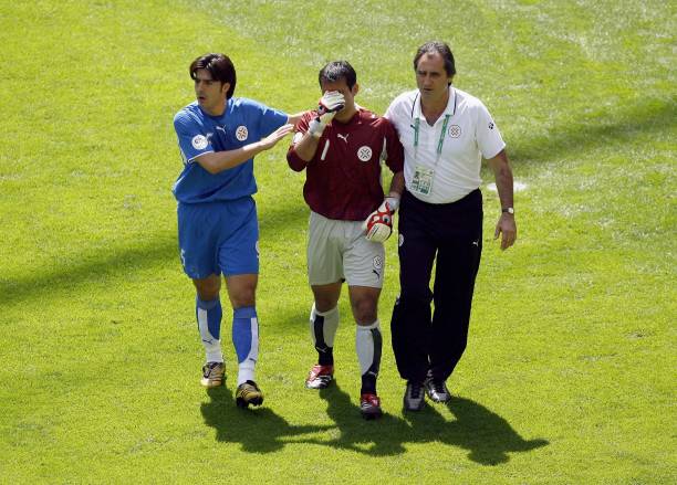 阿根廷VS巴西巅峰对决：梅西天神下凡淘汰桑巴军团