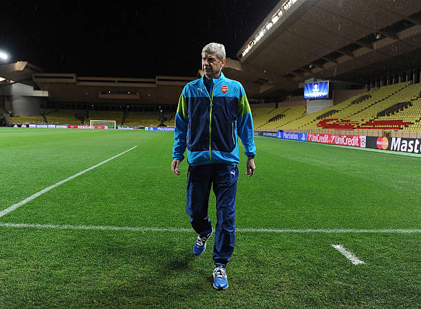 经典弧线！回顾历史任意球进球数排名前十的传奇射手