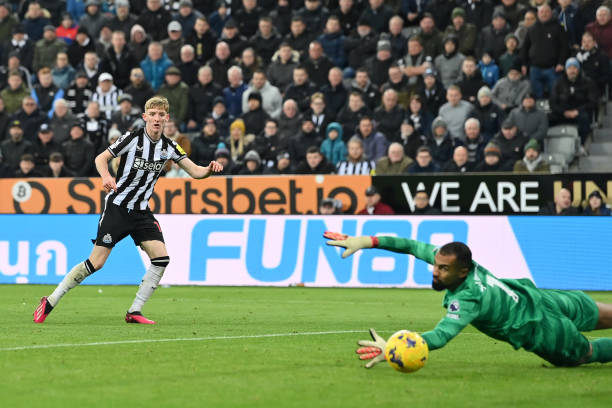 数据说话：内马尔和C罗职业生涯过人成功率对比