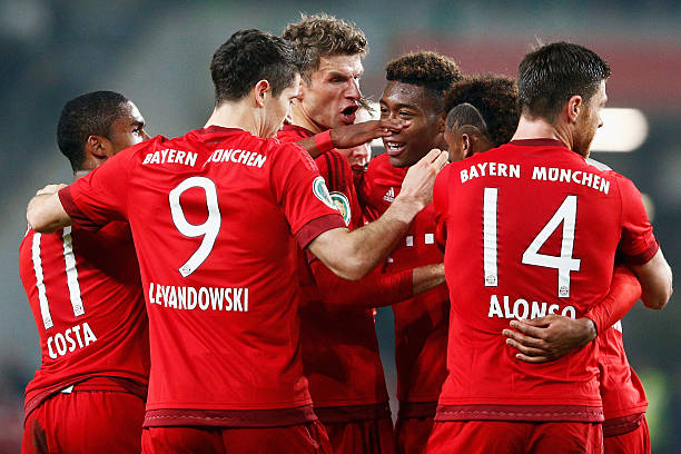 间接任意球的判罚条件及常见场景分析