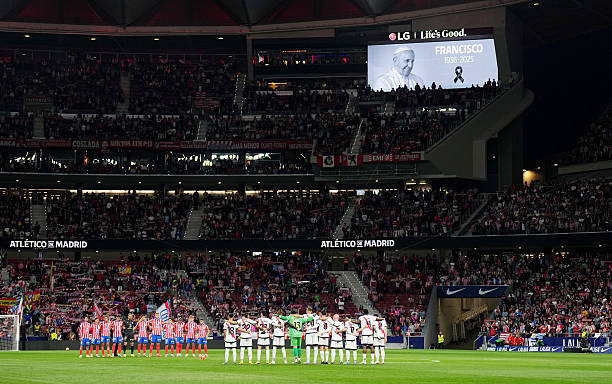 别再花钱买会员！这些途径让你免费看足球比赛