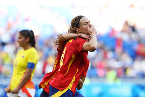 裁判视角：角球防守距离的判罚标准