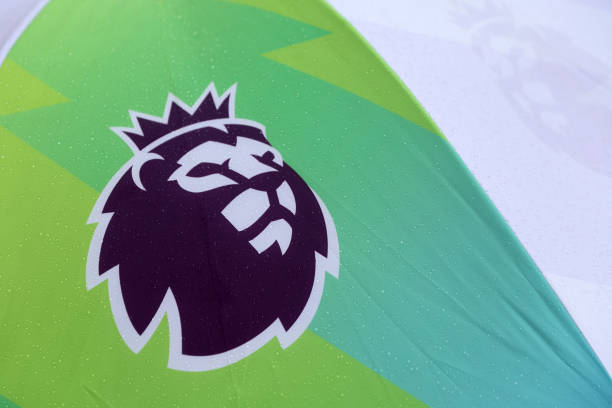 2021年凯恩进球集锦：热刺与英格兰双线闪耀