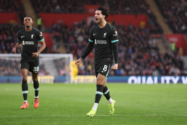 巴乔的18号：一个号码背后的足球传奇