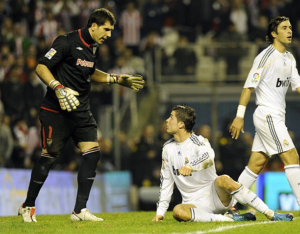 姆巴佩VS罗纳尔多：谁才是真正的足坛王者？