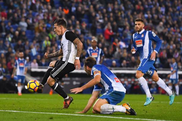 德甲第14轮焦点战:莱比锡3-2逆转斯图加特,维尔纳梅开二度