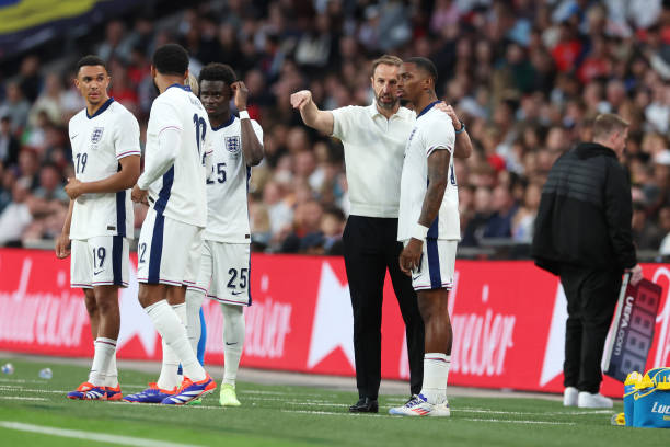 脚弓推射训练：提高射门精准度的有效方法