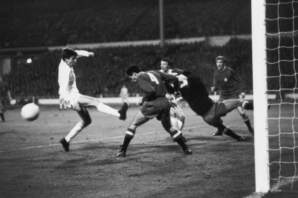 欧冠奖杯归属：拜仁慕尼黑1-0击败巴黎圣日耳曼