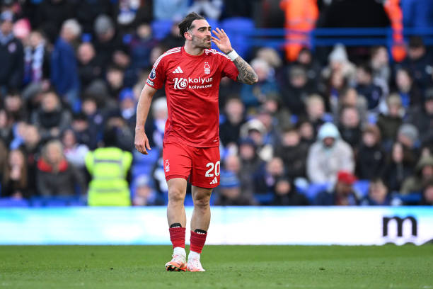 足球规则：门将开门球直接进球是否有效？