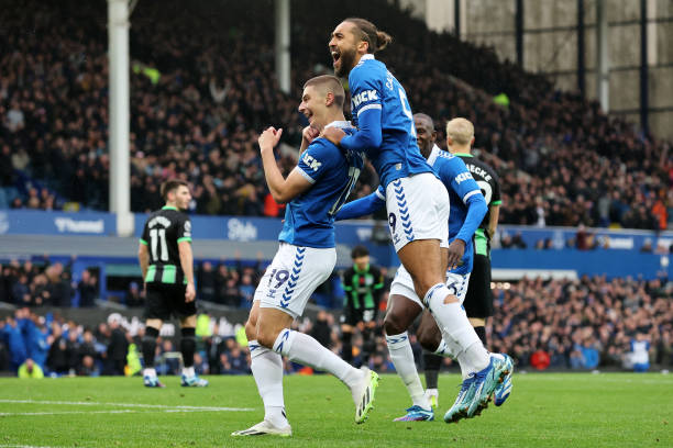 身价与实力并存:世界足坛前十球员价值评估