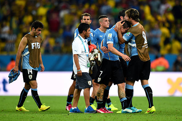 马拉多纳:足球传奇的一生与成就