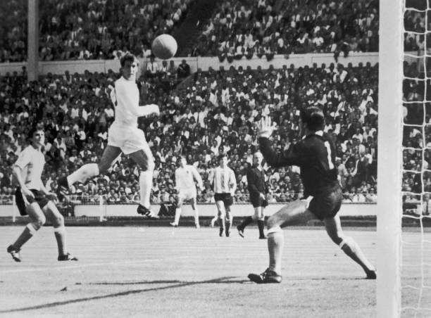 五人制点球 vs 十一人制点球：关键规则差异与战术对比