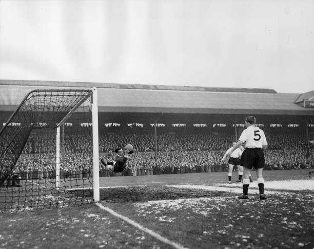 欧冠赛事日历:从首轮到决赛的关键时间节点