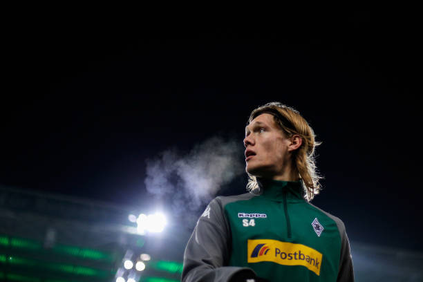 梅西巴萨球衣全收藏：哪一款最让你难忘？