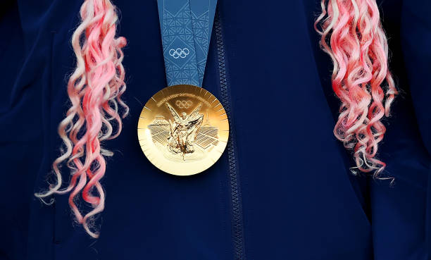 2024巴黎奥运会金牌设计:致敬法国文化与奥运精神