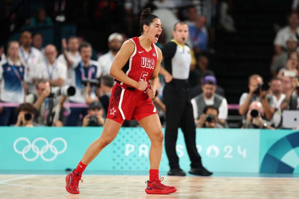 历法中的闰年规则如何影响奥运会举办时间？