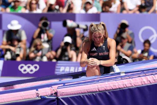 冠军风采：女子短跑选手夺冠全程实录
