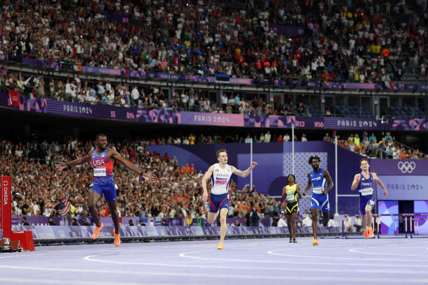 从青涩到成熟：吴艳妮田径生涯珍贵照片回顾