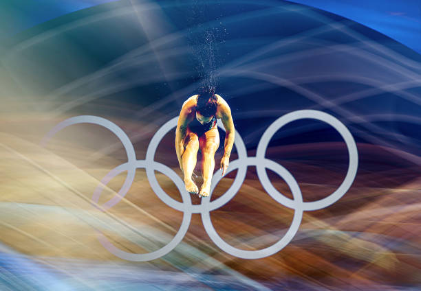 雅典奥运会上吴敏霞与郭晶晶的完美同步跳水