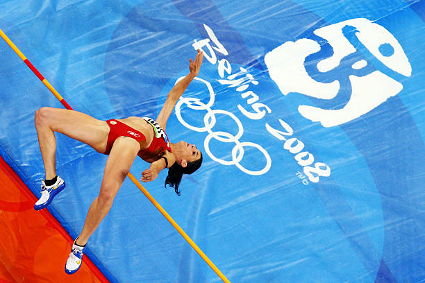 墨西哥跳水赛全红婵夺冠,中国选手包揽前三