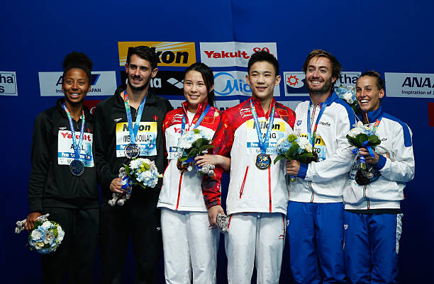 韦斯莱家的幽默与温情:奥利弗菲尔普斯如何塑造乔治