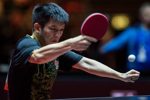 乒乓球搓球训练方法：正反手搓球的专项练习