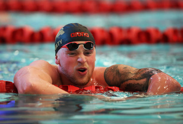 游泳转向视频讲解：提升游泳速度与转向效率