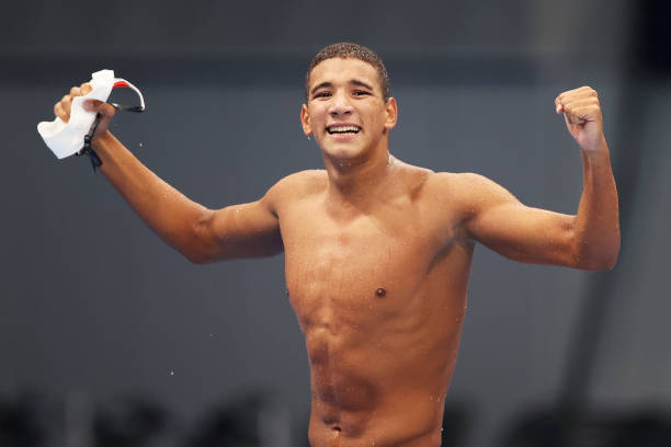 如何顺利通过游泳教练考试?详细流程指南