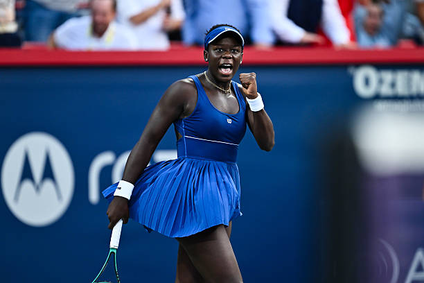 网球发球技巧:如何掌握下旋发球