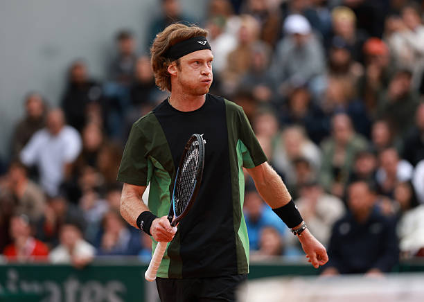 网球男单冠军的奖金与荣誉:一场胜利的价值