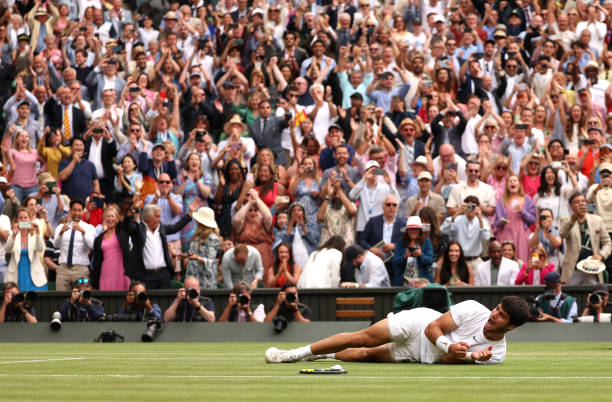 辛纳澳网封王！意大利新星首夺大满贯创历史