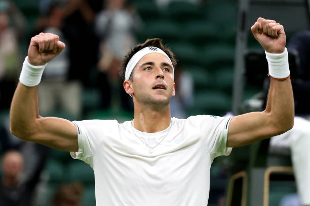 萨巴伦卡激战正酣！网球直播精彩对决不容错过