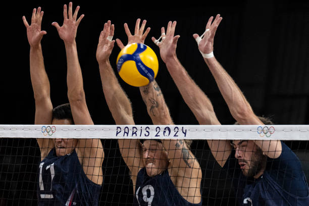 排球比赛必备：六人站位图解与实战应用